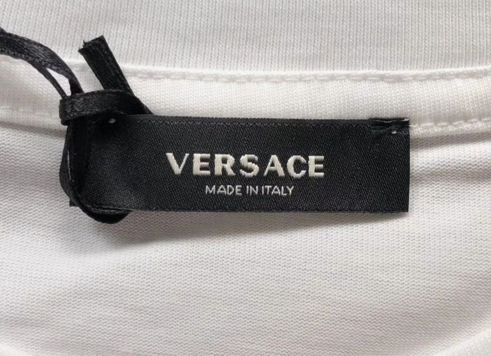 Tricou Versace.