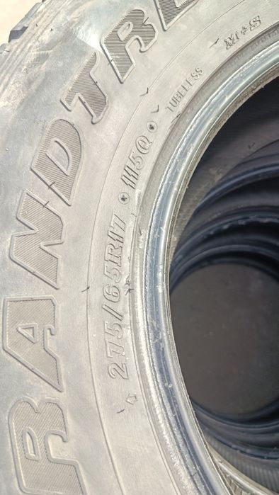 Шины зимние Dunlop 275/65/17