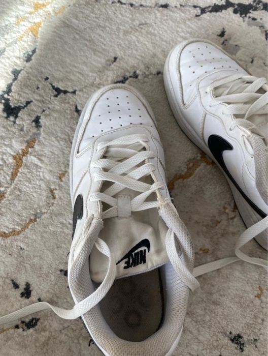 Nike 37  barbati, purtati foarte putin