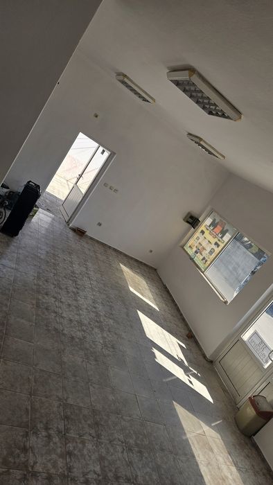 Дава се под наем Магазин в с. Черногорово, Област Пазарджик - 50 кв.м за 204 € - Снимка #6