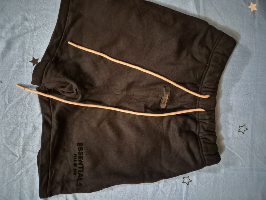 Pantaloni scurți Essentials negri