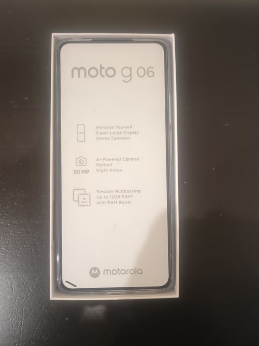 Продавам Моторола g06 чисто нов!!!