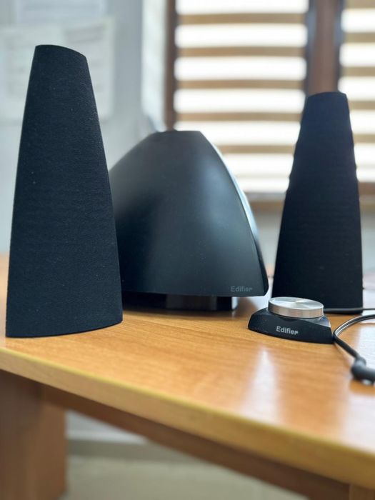 Колонки с саббуфером