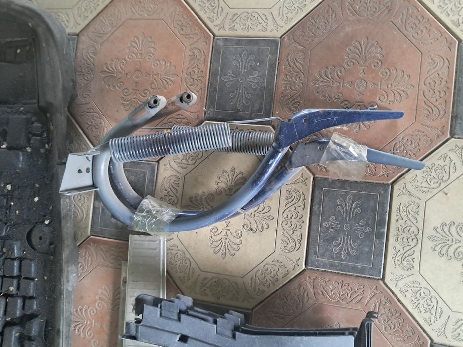 Зап салонные  Мерседес.210е.