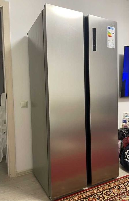 Продам холодильник двухдверный