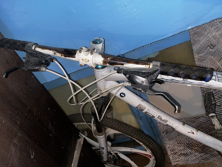 Продам велосипед на запчасти