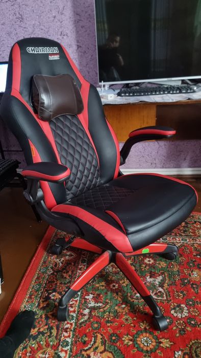 Kreslo sotiladi yangi