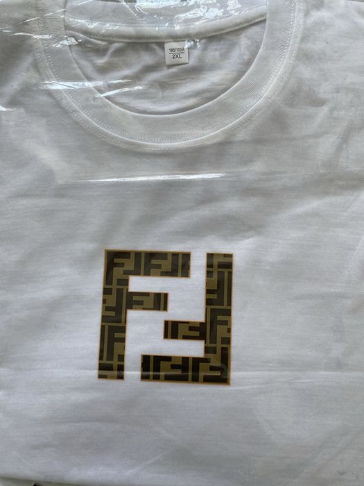 Футболки для взрослых