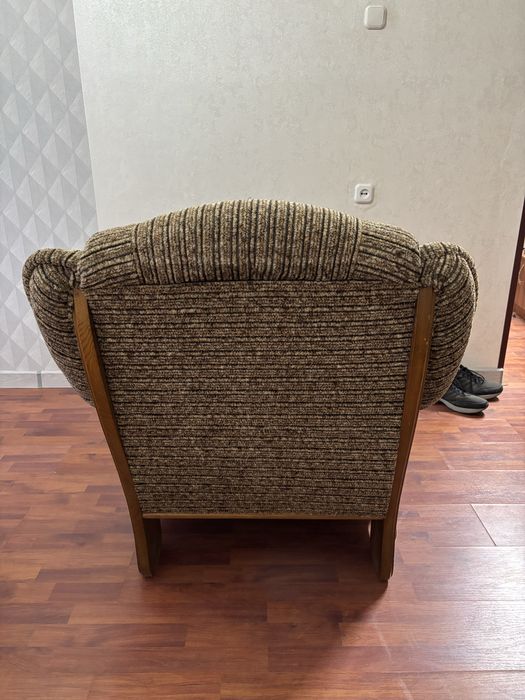 Продам кресло одноместное