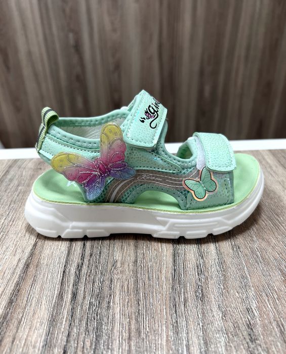 Новые сандали 26,29