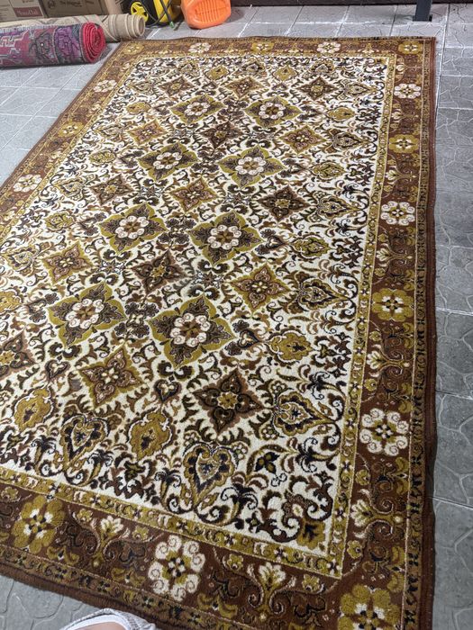 Продам ковры в хорошем состоянии