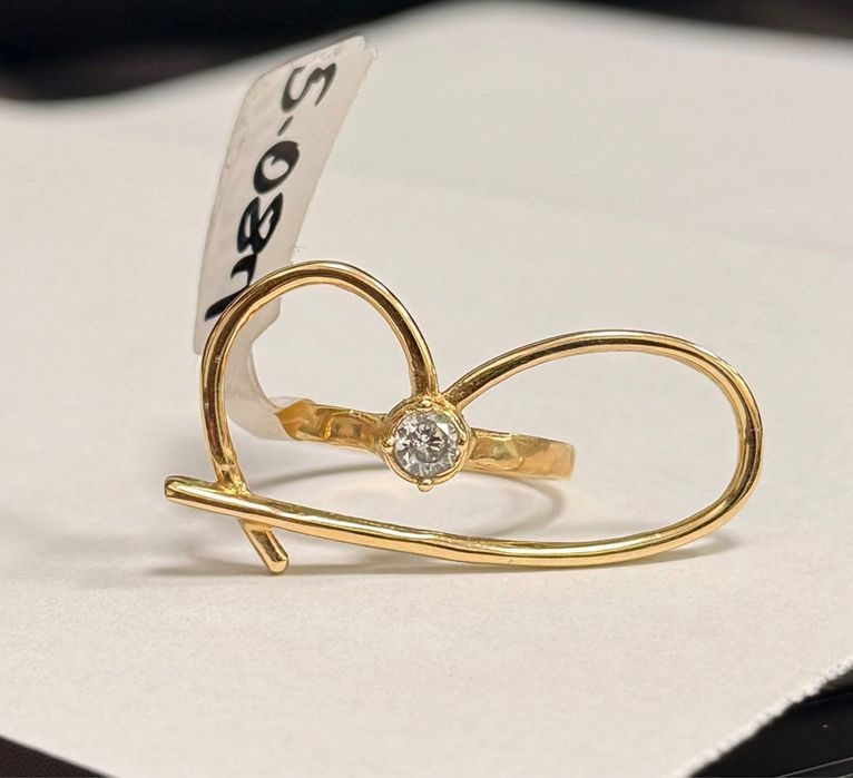 Дамски златен пръстен