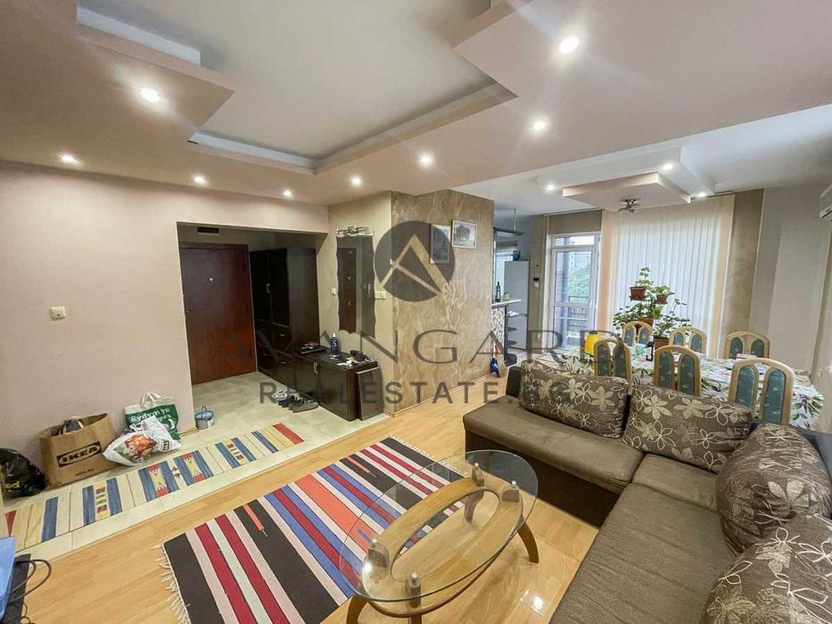 оф.24199 Тристаен обзаведен/ Белите брези