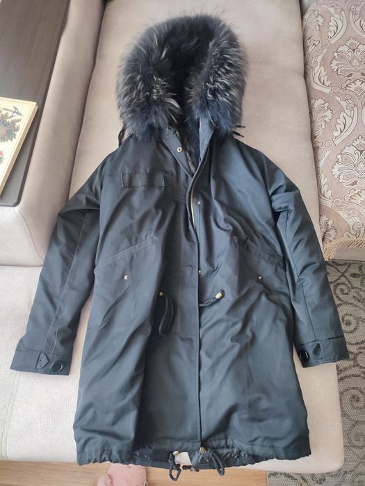 Продам парку натуральный мех