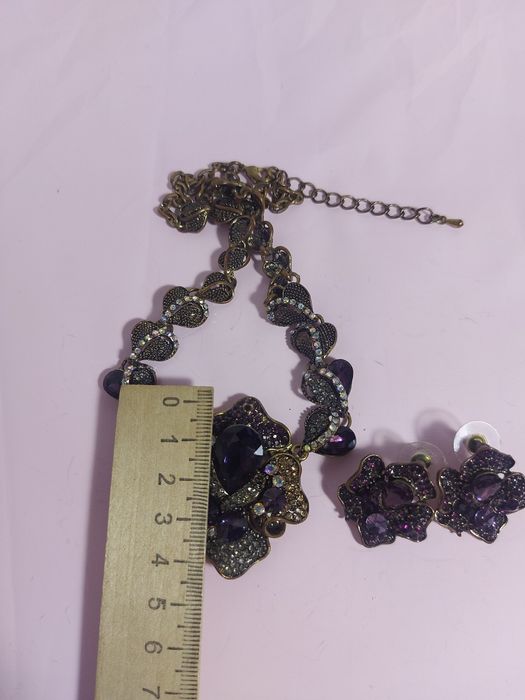 Набор бижутерии.