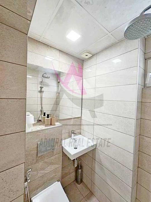 Дава се под наем Двустаен апартамент в Варна, Център - 40 кв.м за 750 € - Снимка #3