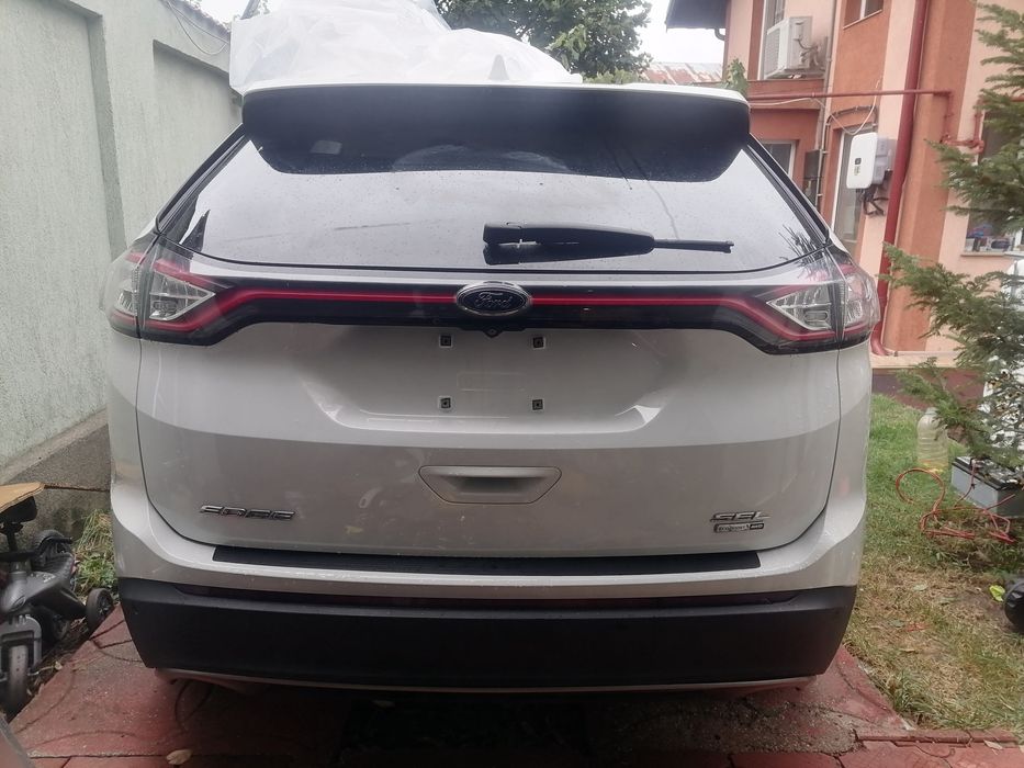 Dezmembrez ford edge 2016