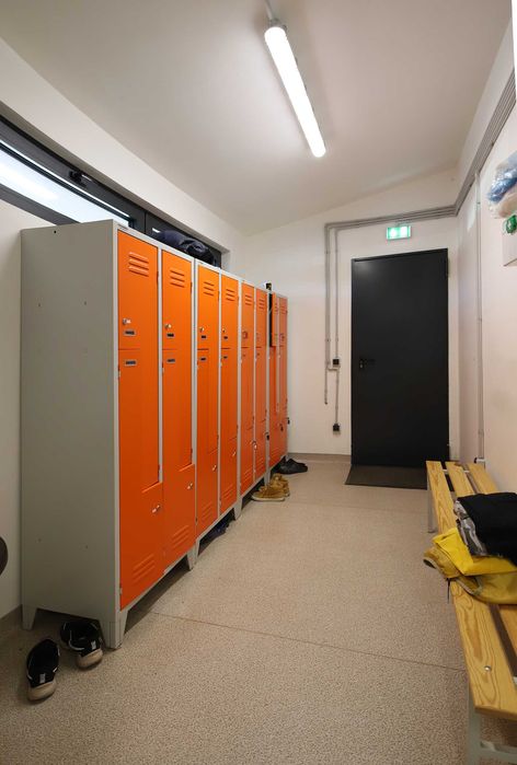 Дава се под наем Заведение в с. Кладница, Област Перник - 380 кв.м за 1683 € - Снимка #7