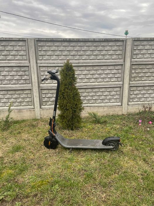 Trotineta electrica nineboot