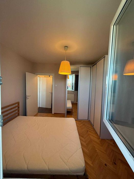 Proprietar – 2 camere Domenii / 1 Mai, 54 mp, balcon închis, AC, vedere panoramică