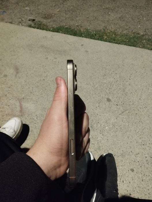 Iphone 16 pro max esim