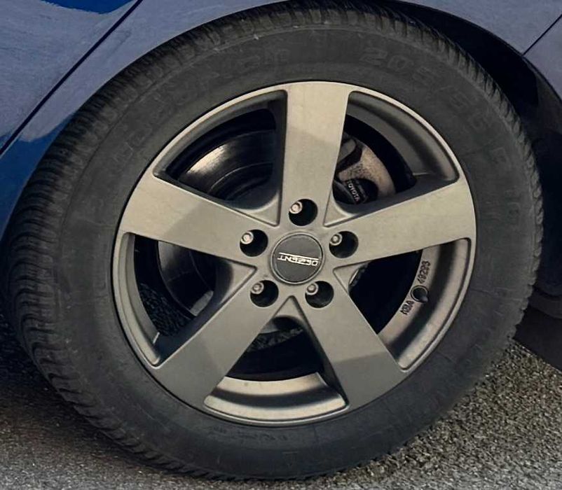 Vând Set jante aliaj Dezent R16 + cauciucuri iarnă 5x114.3 – Toyota / Honda / Nissan