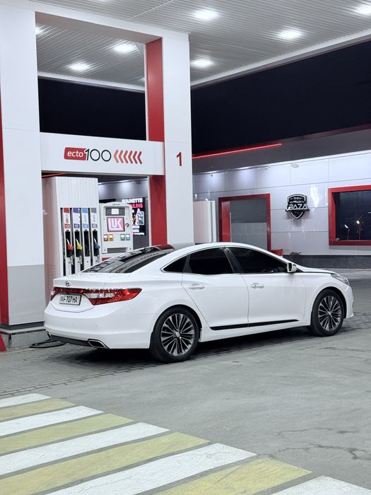 Hyundai Azera 2015