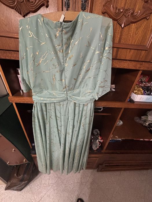 Rochie nouă nouță purtată doar odată la o nuntă