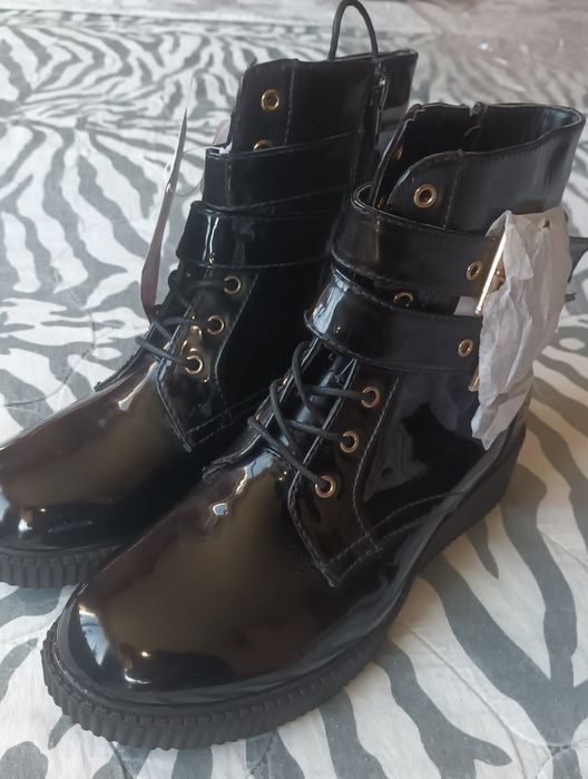 Дамски нови боти