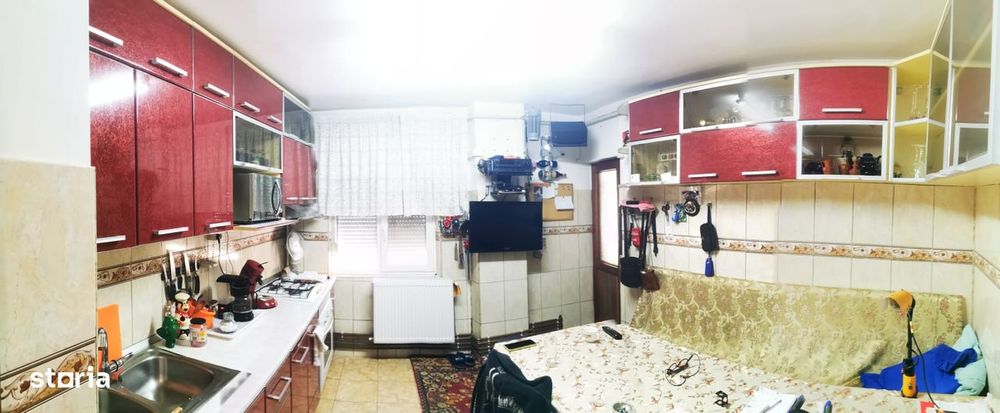 Apartament deosebit 3 camere decomandat et 1 centru 90 mp negociabil