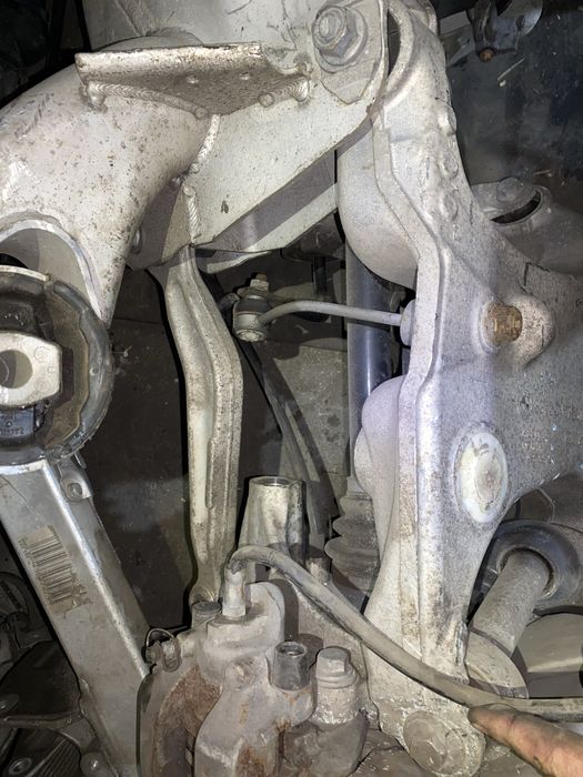Балка на БМВ Е60 е65 е90. Ходовая часть. Редуктора.