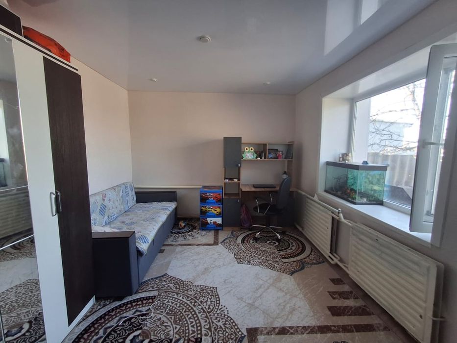 Продам дом в двухквартирном жилом доме