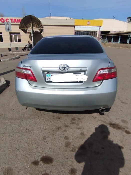 Продаю машину Тойота