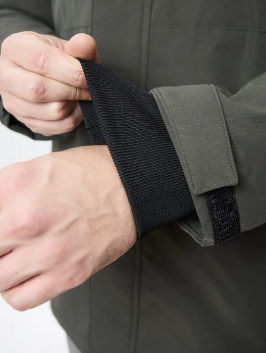 Куртка удлинённая с капюшоном