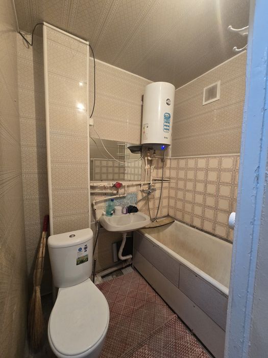 Zudlik bilan frunze massifda 1 xonali kvartira ijaraga beriladi