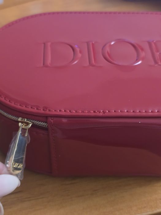 Dior оригинални несесери