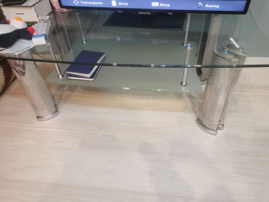 Продам журнальный столик