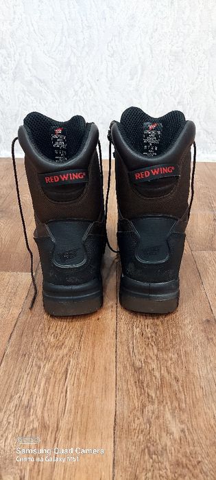 Продам спец.ботинки (safety boots) RED WING , размер 43