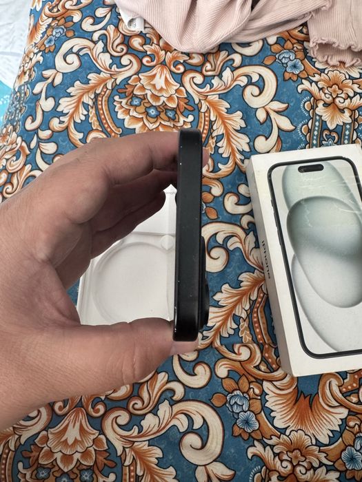 Айфон 15 128 гб продам