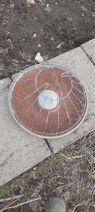 Кормушка для птицы