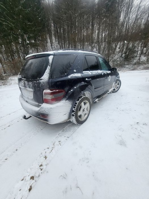 Mercedes ml 400 la schimb