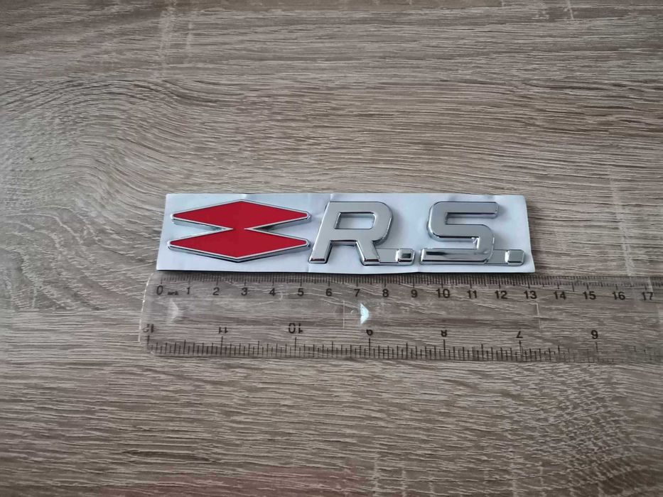Renault RS Рено Р.С емблема червено със сребристо