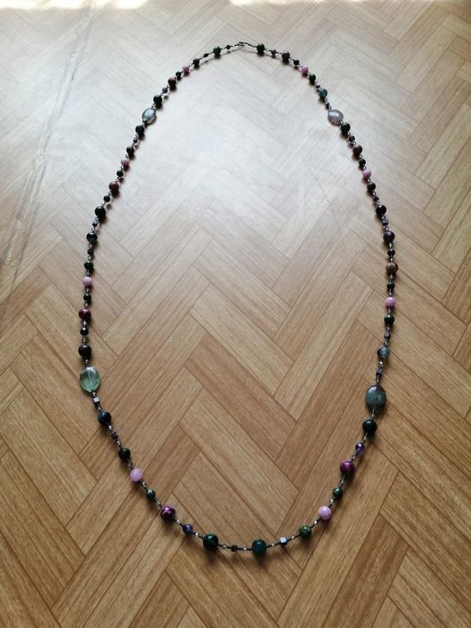 Сотуар из красивых камней