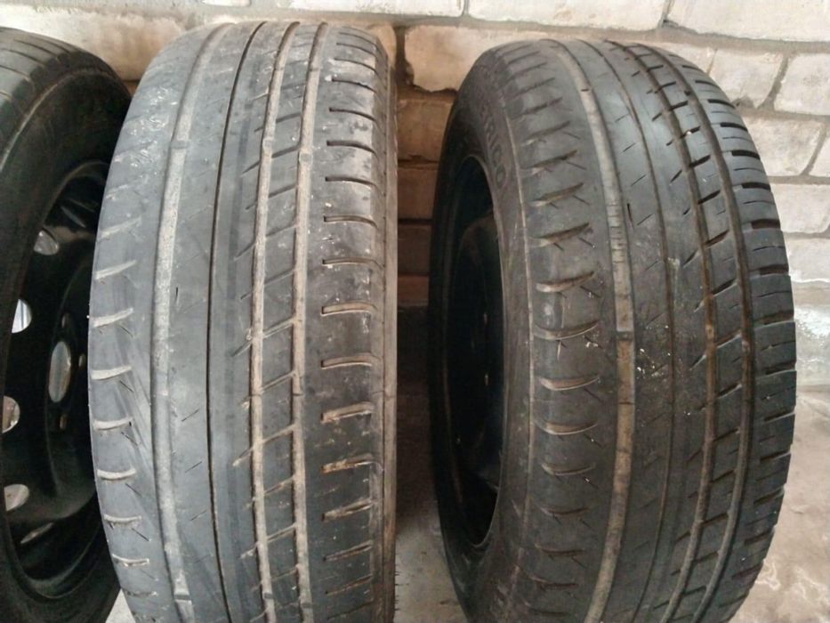 продам диски с шинами летними