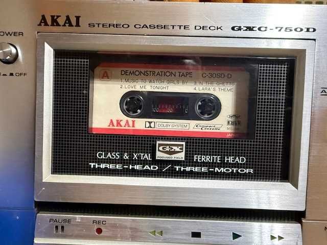Casetofon AKAI GXC-750, silver