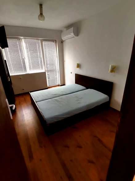 Дава се под наем Двустаен апартамент в Бургас, Славейков - 70 кв.м за 245 € - Снимка #6