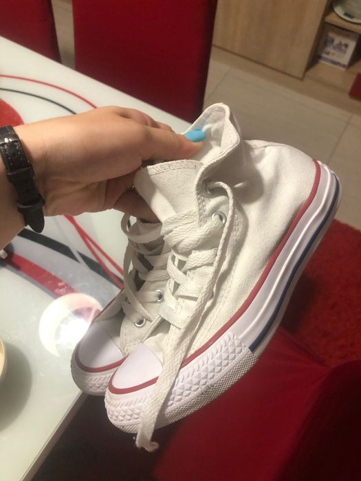 Teniși înalți cu siret Converse albi, copii
