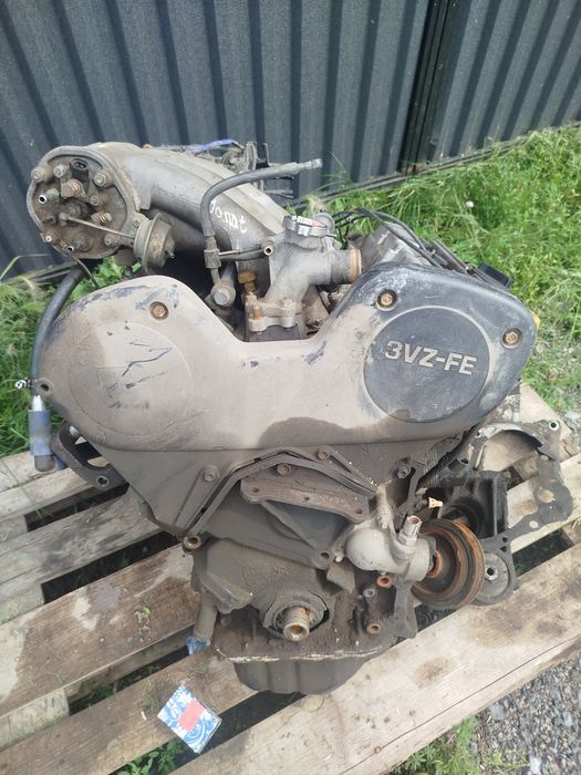 Продам двигатель 3VZ-FE
