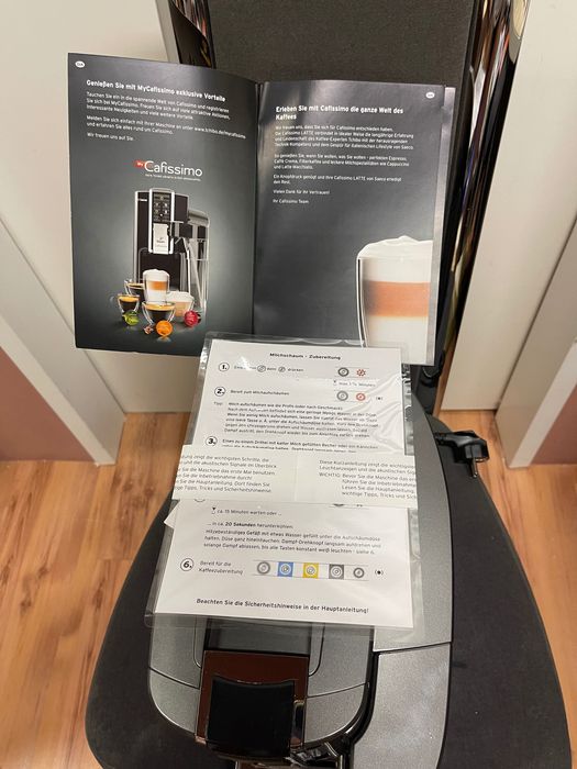 Espressor de cafea cu capsule SAECO Tchibo Cafissimo LATTE!!!