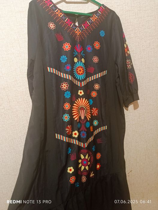 Продаю платье новое